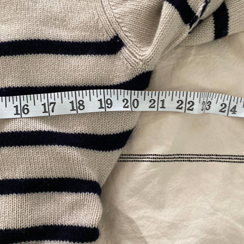 Vince 100% Cashmere Stripe Boxy Crew Sweater. Size S - Picture 5 of 11